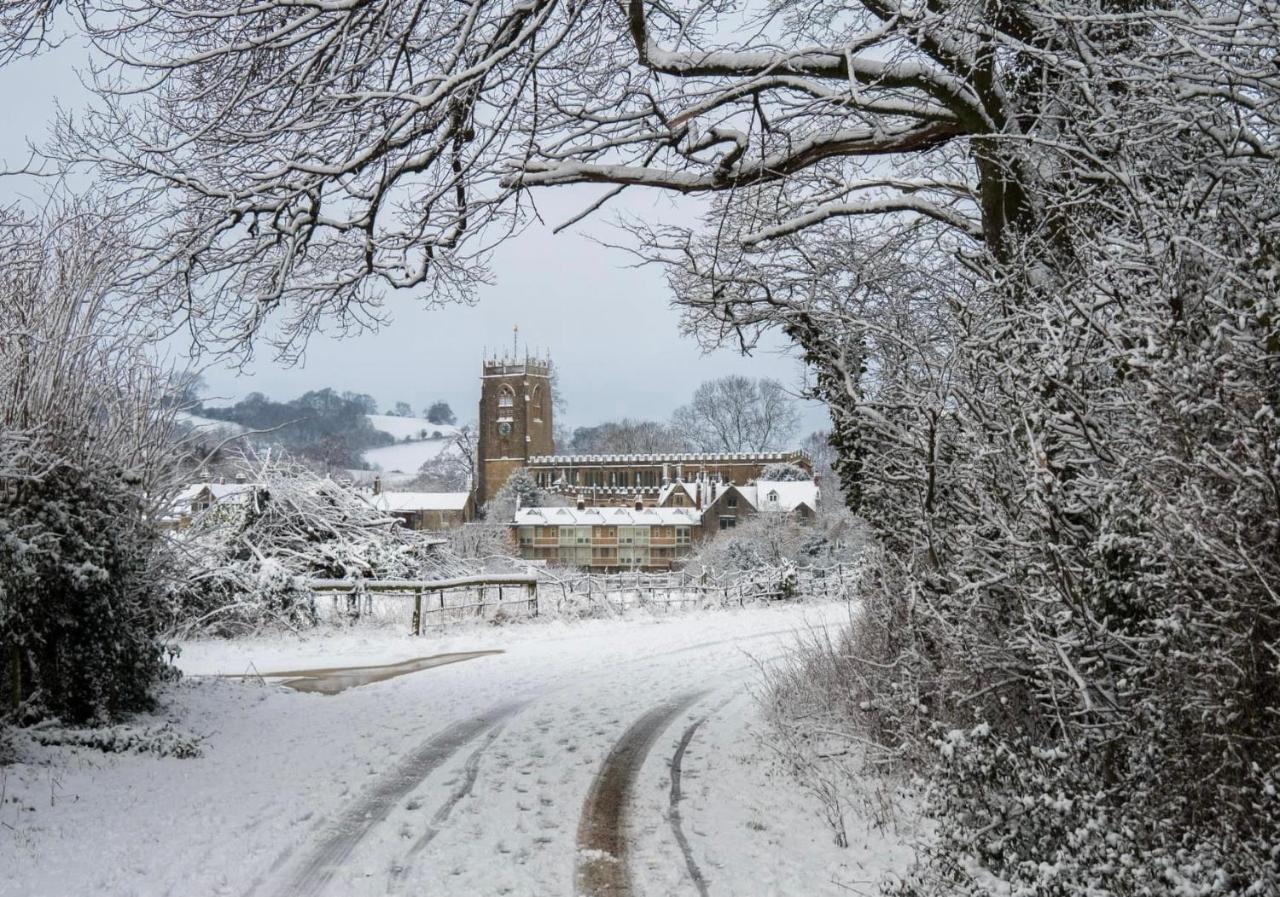 Zen Cottage, Cheltenham Winchcombe Bagian luar foto
